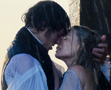 Wuthering Heights : ตำนานรักเจียนคลั่งสุดคลาสสิก สู่การดัดแปลงที่หวานเลี่ยนแต่บาดลึก เร้าร้อน ซับซ้อน และดำมืด | Film to Watch Short Review